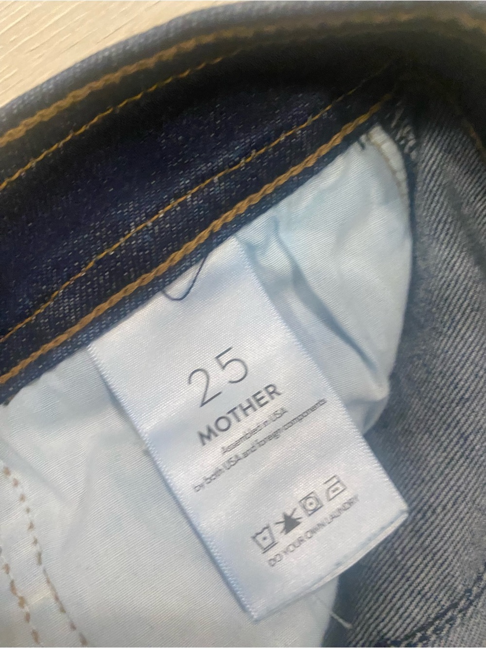 Women’s Mother High Waisted Smokin' Double Welt Heel Jeans Off Limits Dark Wash - Picture 8 of 9